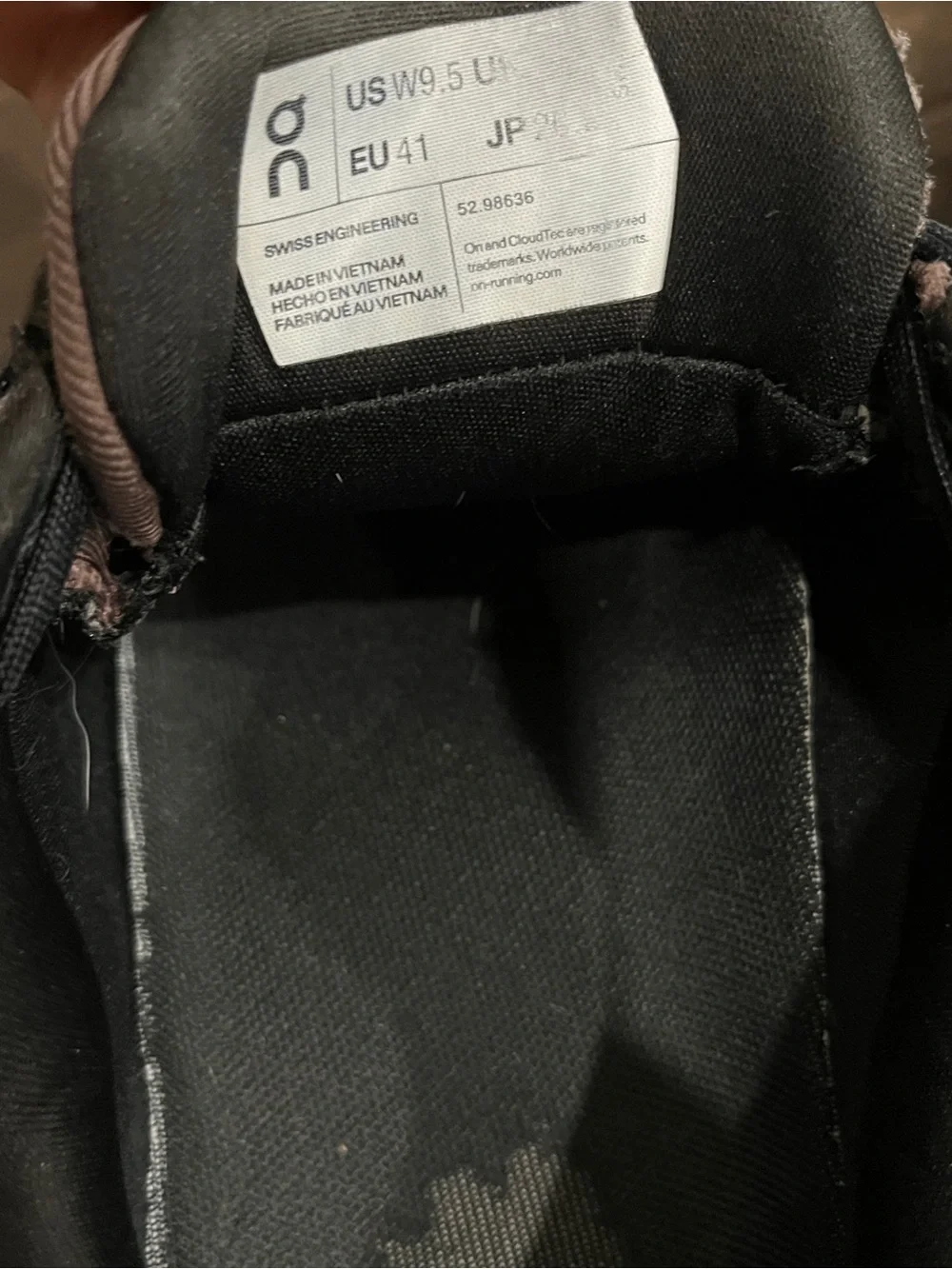 On Running Cloud cloudrunner Sneakers in Black and Mauve womens 9.5